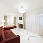 Apartments Hotel Real Suite Napoli Chiaia Mergellina