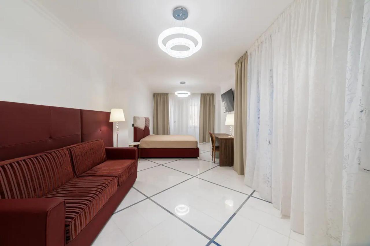Real Chiaia Mergellina Hotel